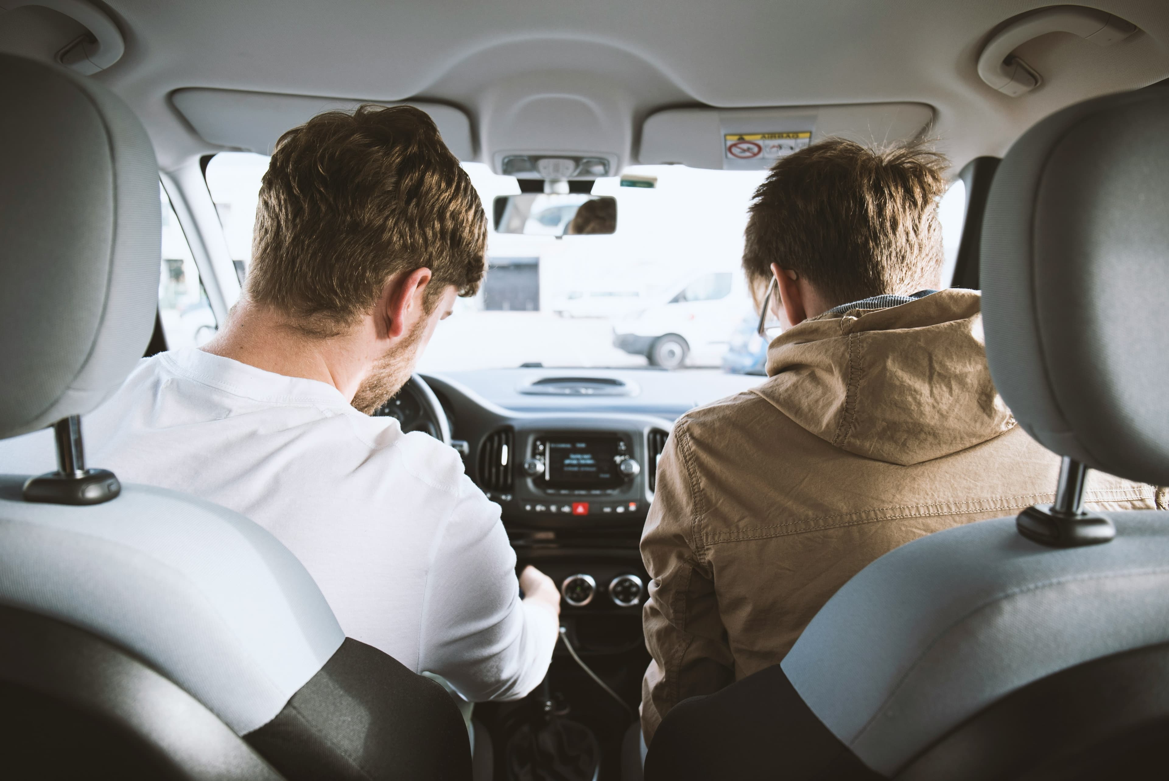 Welke informatie heeft Looping.com nodig om jouw auto te verkopen?